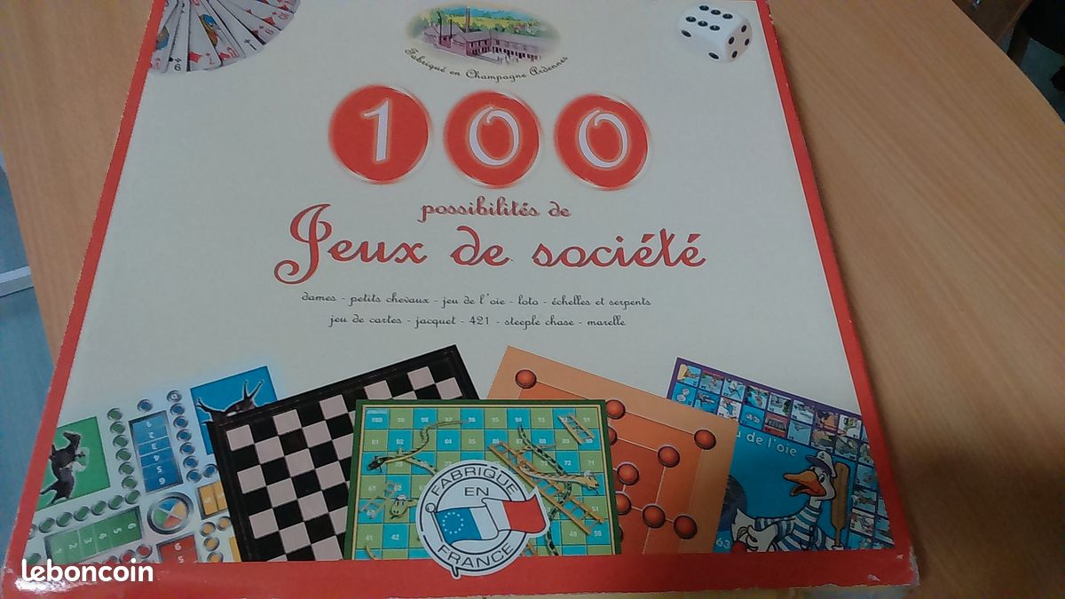 Mallette 100 jeux très bon état (image 1)