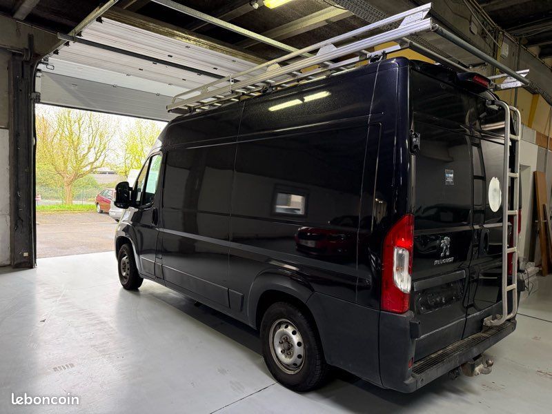 Peugeot Boxer 2.0 HDI 130CH PREMIUM - 90 000 KMS Certifié - 1ER MAIN - GALLERIE DE TOIT - ECHELLE - RADAR - SUIVI PEUGEOT (image 4)