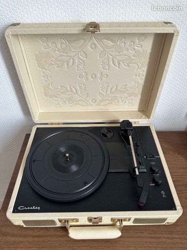 Selection des meilleurs tourne disques vintage 2021: Avis et guide d'achat