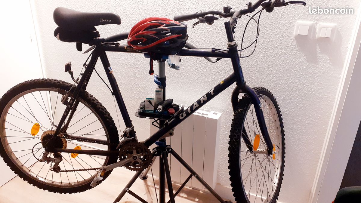Cadre VTT Giant Terrago Années 90 – Taille 18,5 Pouces, Bleu, Occasion