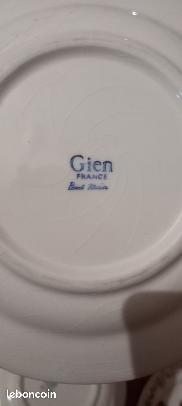 Lot 3 assiettes Gien peint main vintage (image 3)