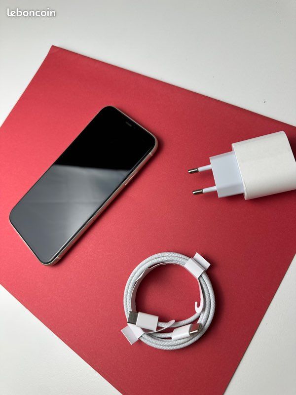 IPhone 11 64 Go état excellent (image 3)