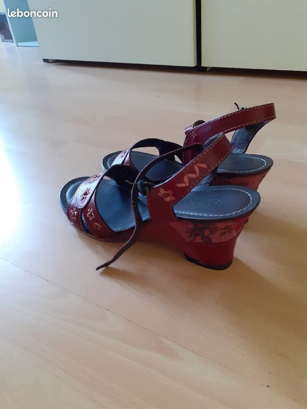 Sandale italienne couleur rouge (image 2)