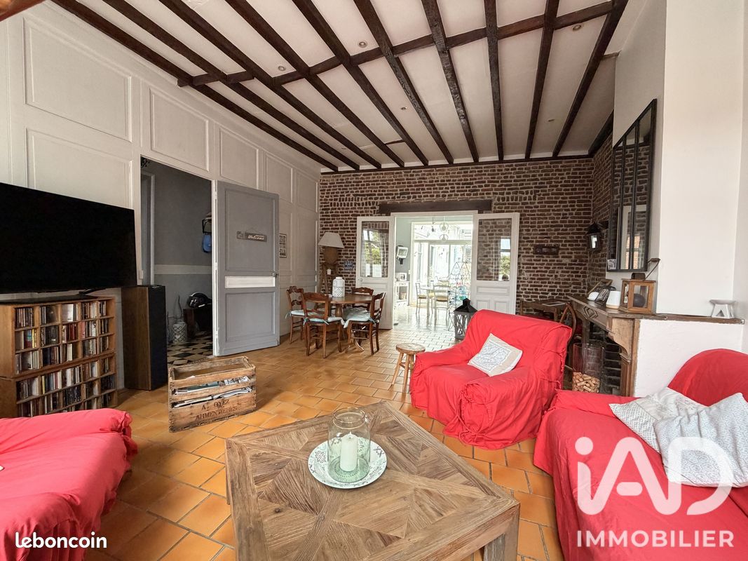 Maison 5 pièces 200 m² · à Carvin · 200 m² · 230 000 €