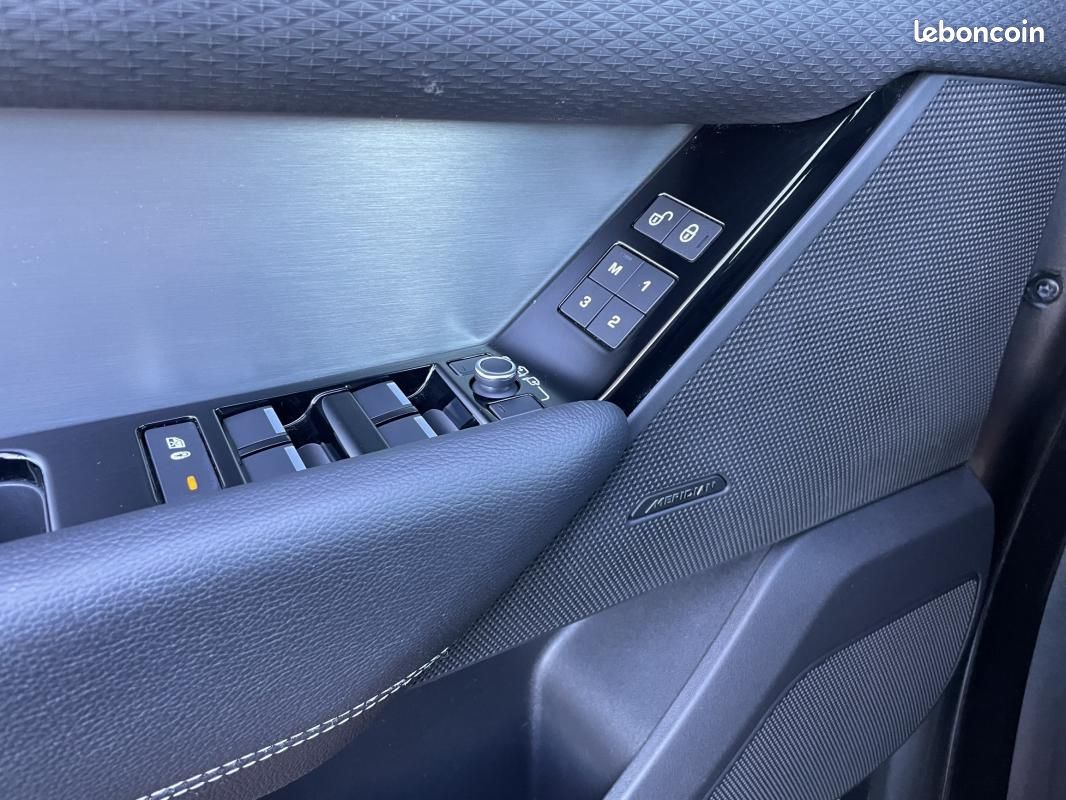 Land Rover Range Rover Velar D240 S R-DYNAMIC BVA (image 23)