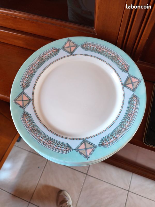 12 assiettes plates Arcopal France 28 cm (image 4)