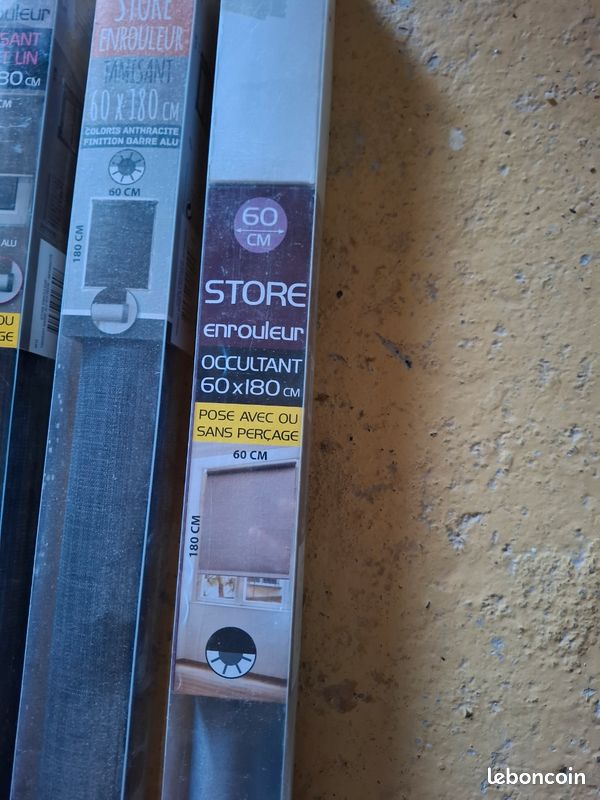 Stores enrouleur occultant (image 3)