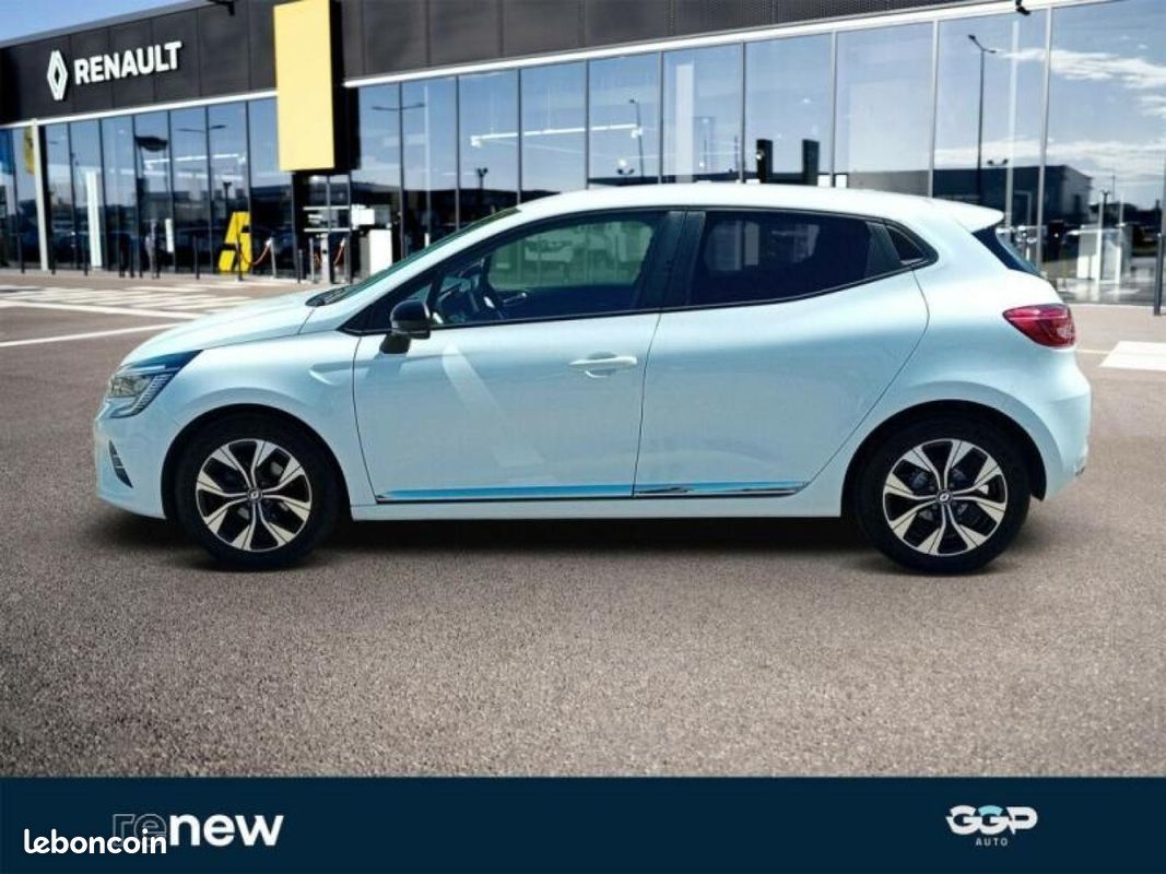 Renault Clio 1.6 E-Tech 145ch full hybrid Evolution (image 10)
