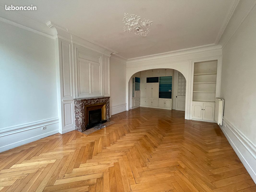 Appartement 3 pièces 118 m² · à Lyon · 118 m² · 1 634 €/mois