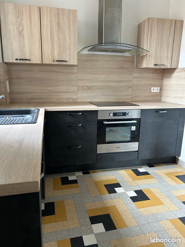 Appartement 4 pièces 94 m² · à Beauvais · 94 m² · 1 050 €/mois