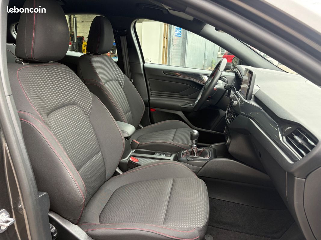 FORD Focus 1,0 125ch ST-Line (image 14)