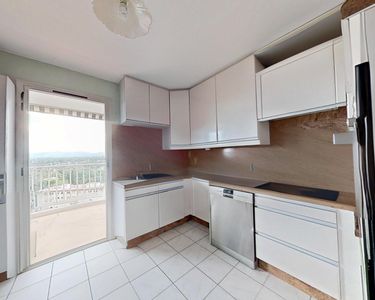 Appartement 330 000 € - 120 m²