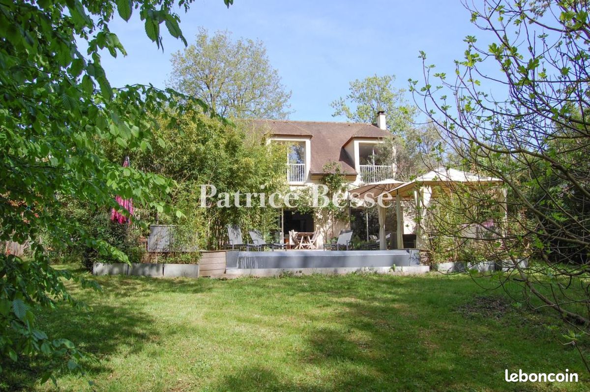 Maison 8 pièces 370 m² · à L'Étang-la-Ville · 370 m² · 1 890 000 €