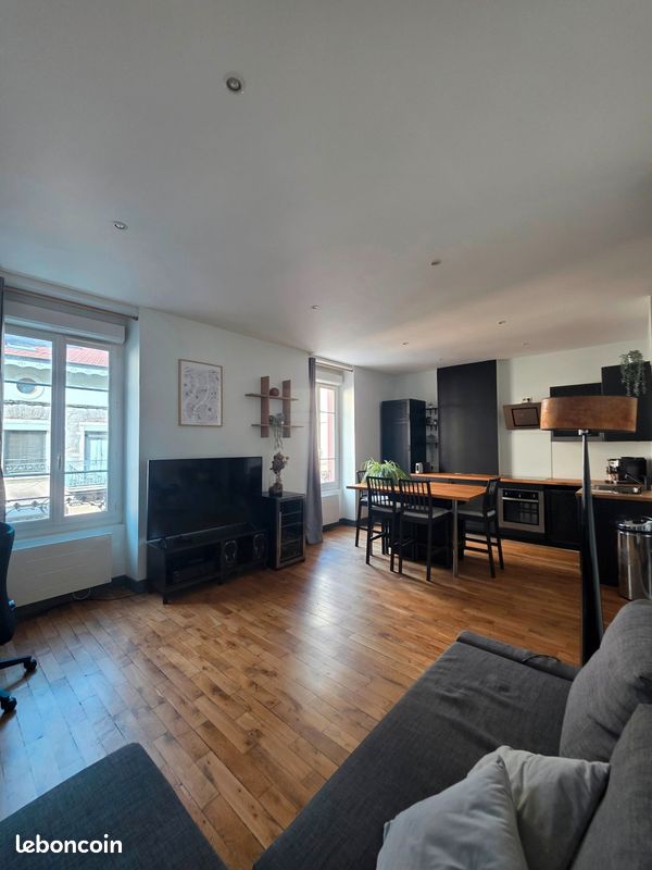 Appartement 2 pièces 50 m² · à Oullins-Pierre-Bénite · 50 m² · 190 000 €