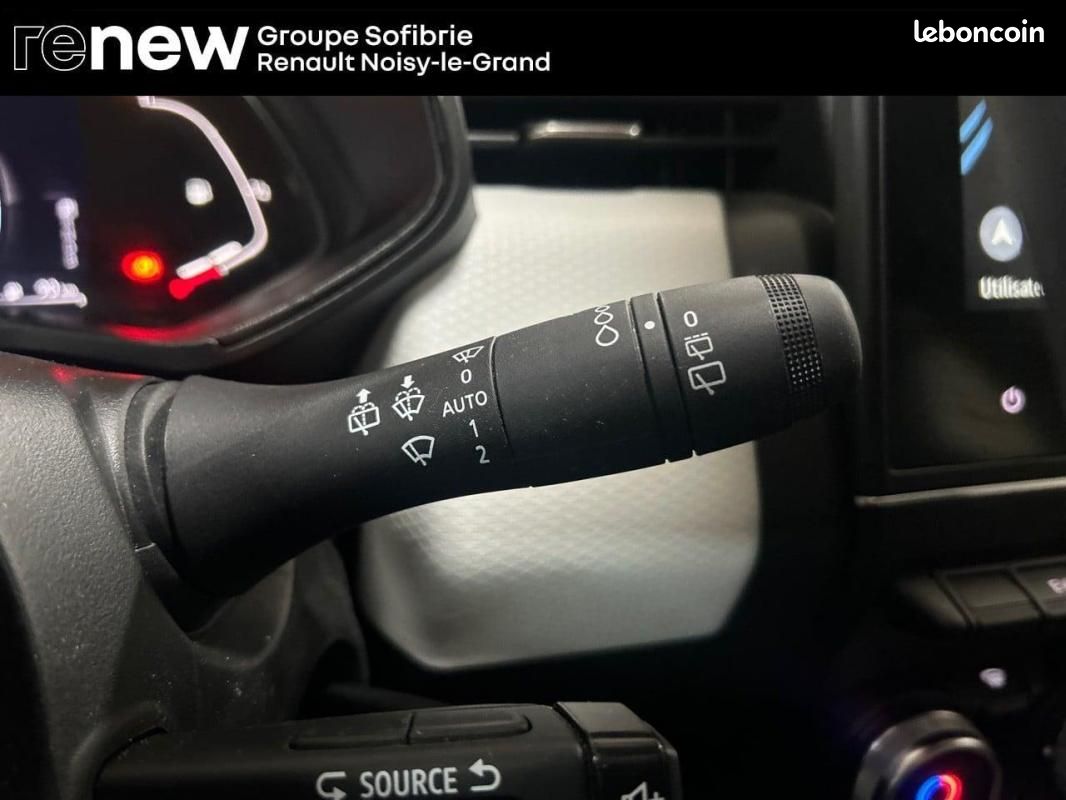 Renault Clio V E-Tech full hybrid 145 Evolution (image 19)