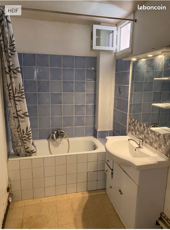 Appartement 4 pièces 78 m² · à Manosque · 78 m² · 125 000 €
