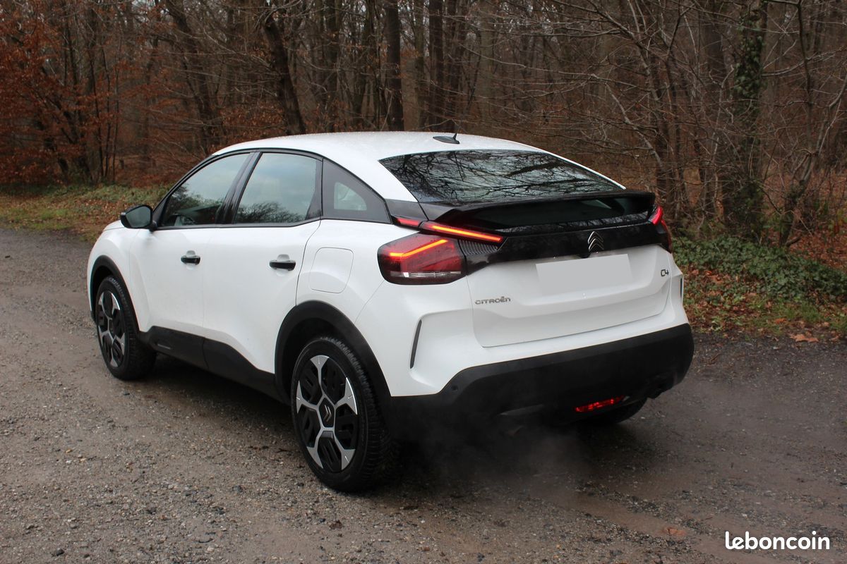 Citroën C4 Feel avec boite de vitesse automatique (image 2)