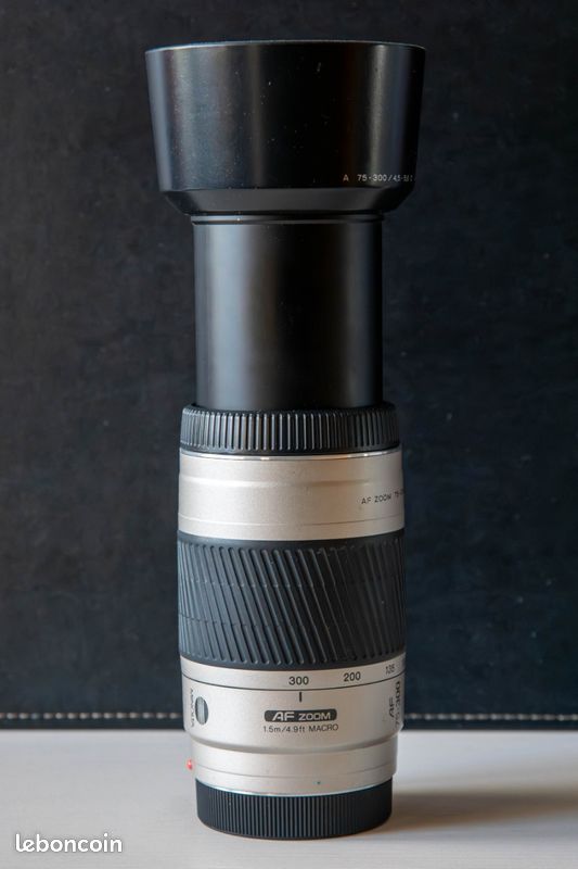 Macro Lens Minolta 300mm F4 Sigma 70-300mm DL Macro Zoom Lens In