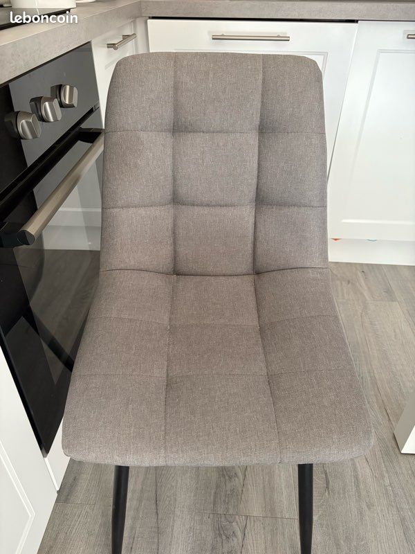 Chaises (image 1)
