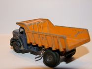 Dinky - Dinky Toys / Atlas - CAMION BERLIET GAK à benne basculante réf. 585 Neuf NBO 1/43
