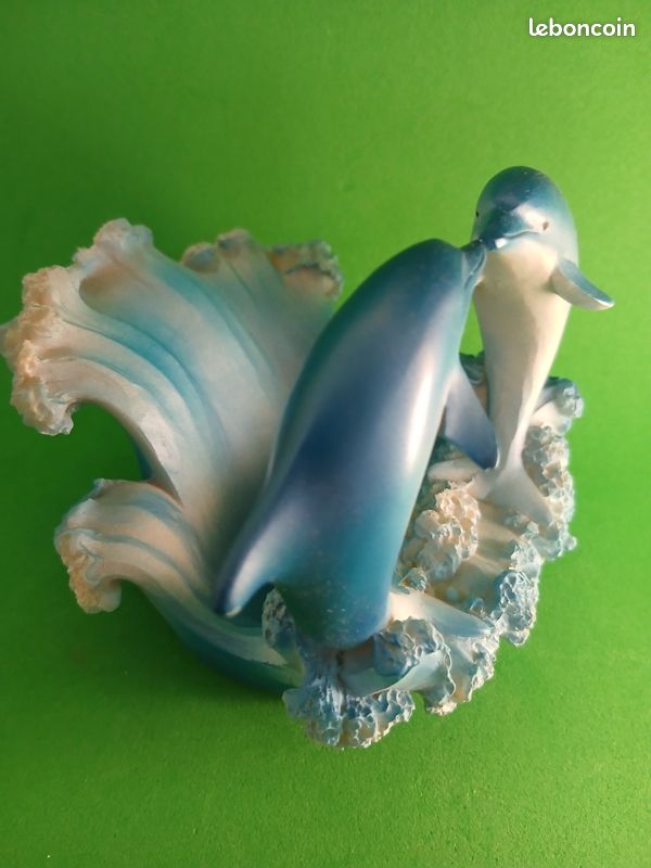 2 dauphins bisous sur une vague (image 4)