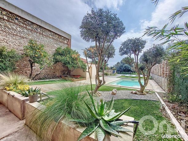 Maison 7 pièces 212 m²