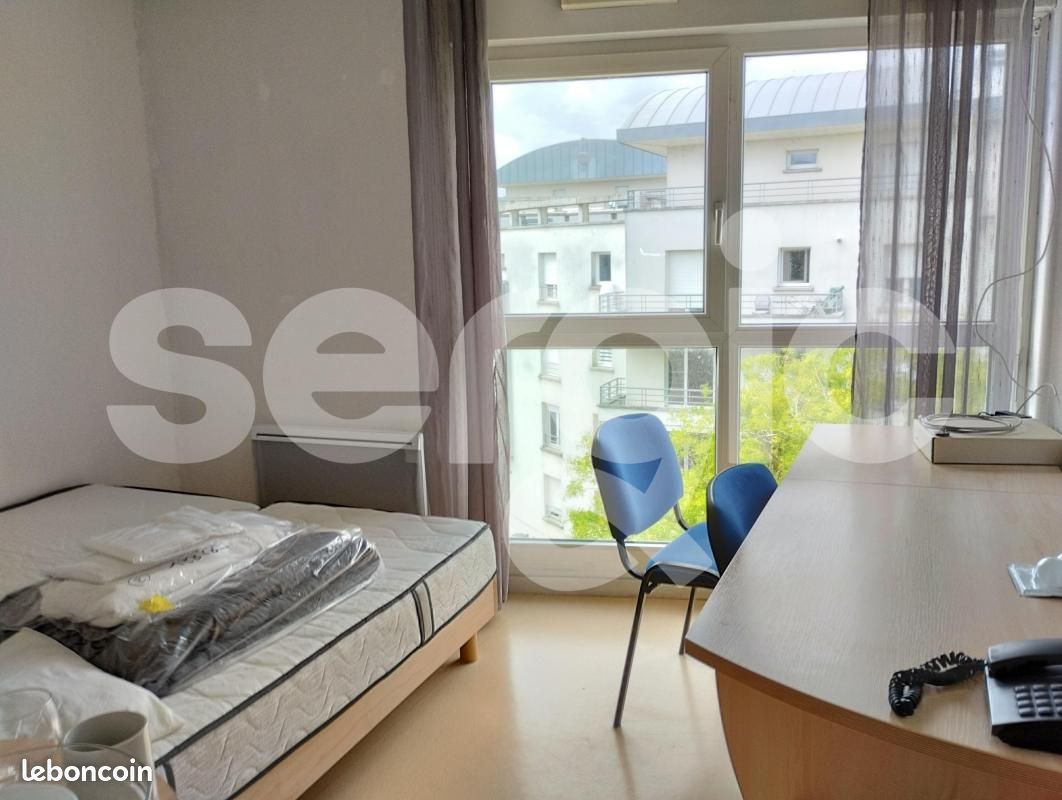 Appartement 1 pièce 18 m² · à Orléans · 18 m² · 442 €