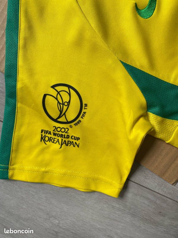 Maillot Domicile Brésil 2002 Nike – Neuf Avec étiquettes (tailles S, M, L, XL, XXL)