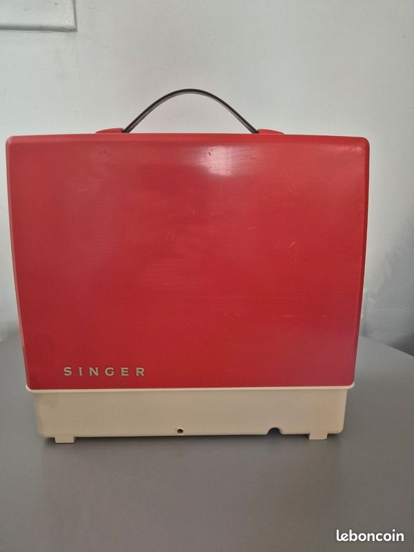 Machine à coudre jouet vintage Singer 67B - année 70 parfait état de marche (image 9)