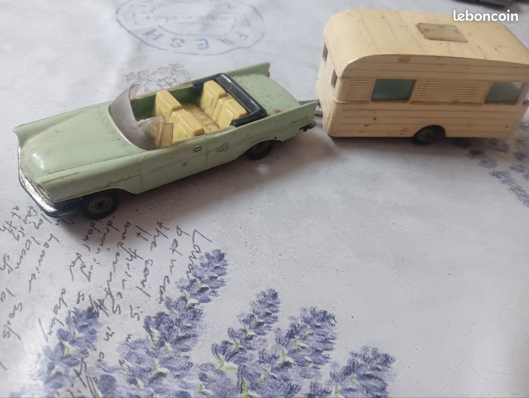 Chrysler New Yorker +caravane digue norev (image 2)