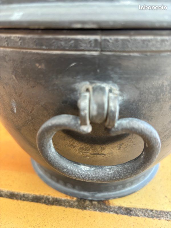 Soupière en étain (image 5)