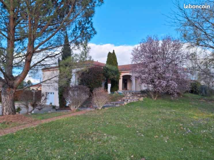 Maison 5 pièces 144 m² · à Billom · 144 m² · 380 000 €