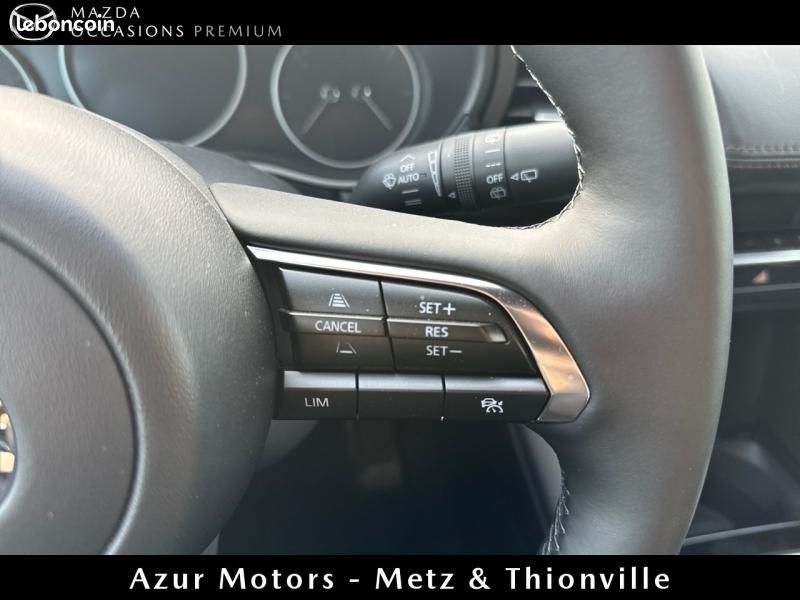 Mazda Mazda 3 2.0 e-SKYACTIV-X M-Hybrid 186ch Centre Line 2025 (image 14)