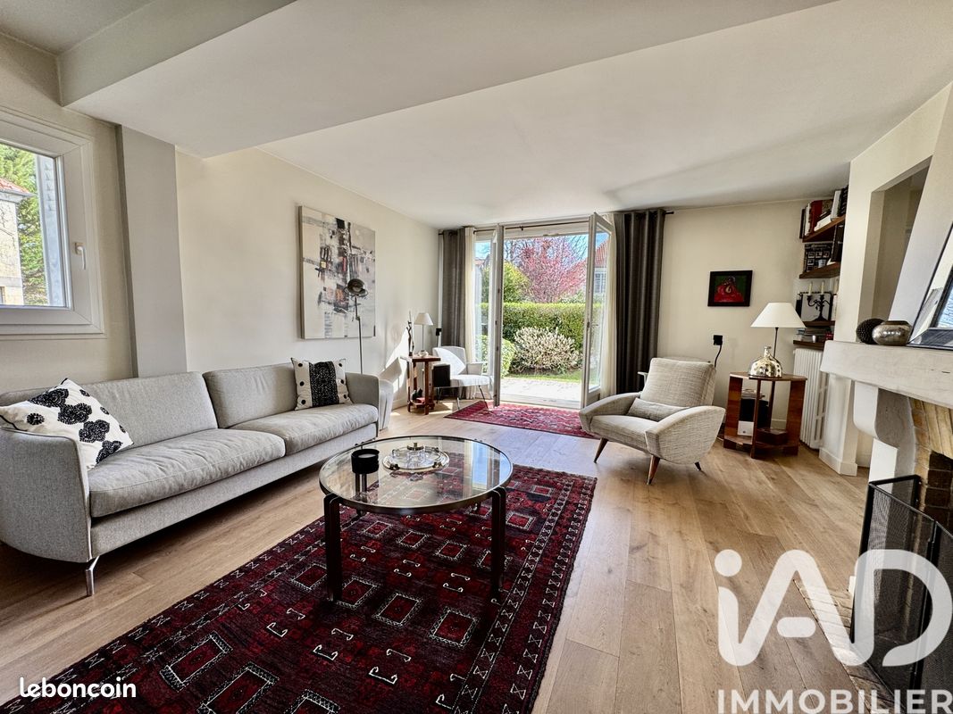 Maison 8 pièces 173 m² · à La Celle-Saint-Cloud · 173 m² · 790 000 €