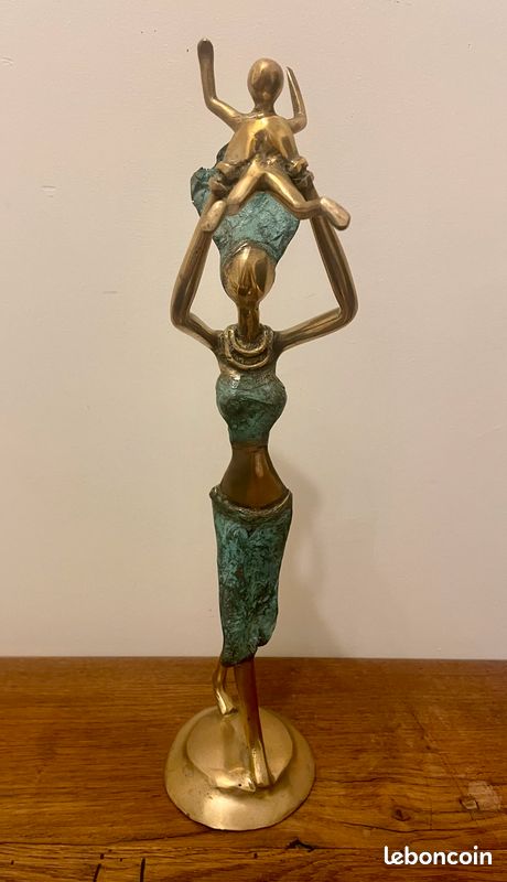 Le sacrifice de la reine Pokou, sculture en bronze (image 1)