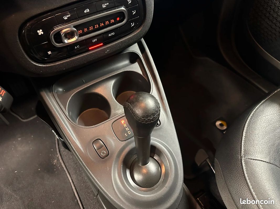 SMART FORTWO COUPE 0.9 90 ch S&S BA6 Passion 7580 (image 15)