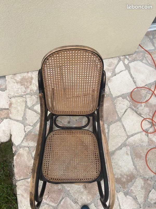 Rocking-chair à rénover (image 4)
