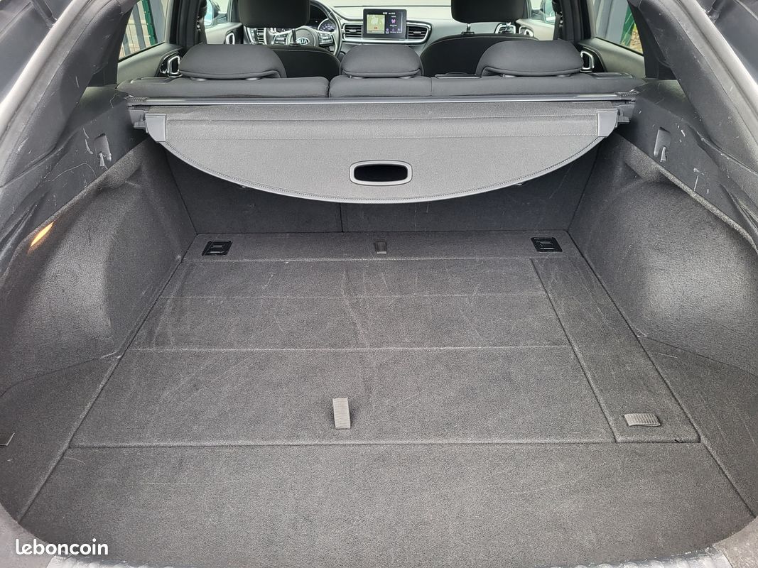Kia proceed 1.0 t-gdi 120 gt line / camera pack hiver carplay (image 10)