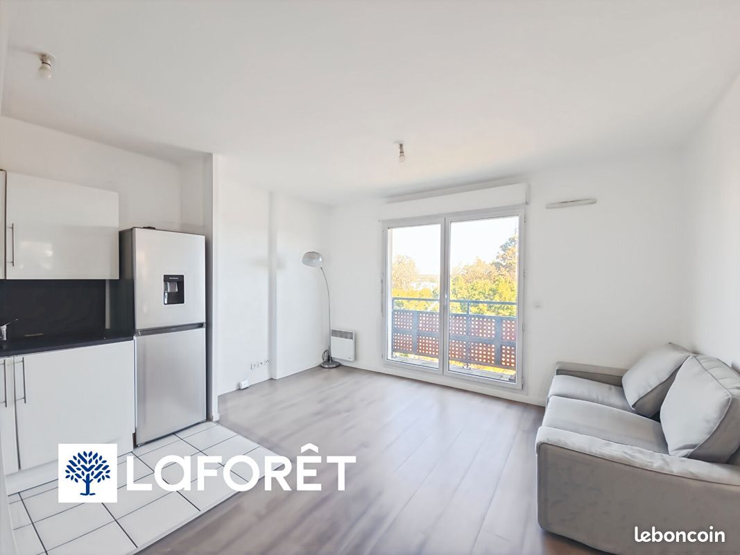 Appartement 2 pièces 37 m² · à Ris-Orangis · 37 m² · 131 560 €