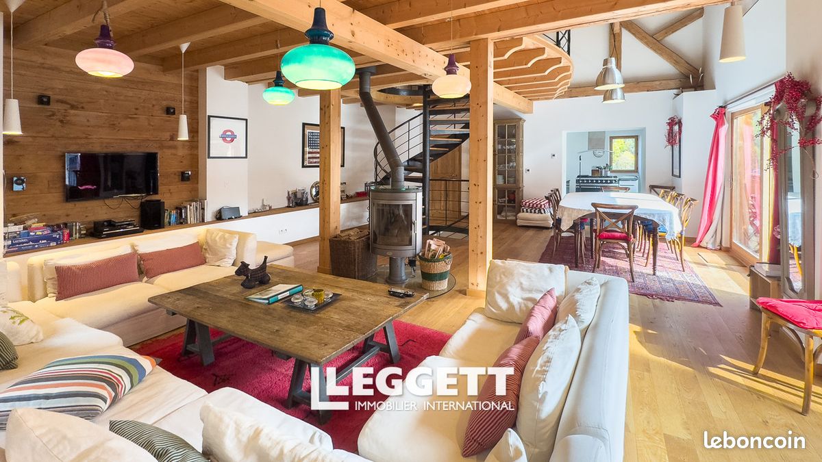 Maison 6 pièces 230 m² · à Les Belleville · 230 m² · 850 000 €