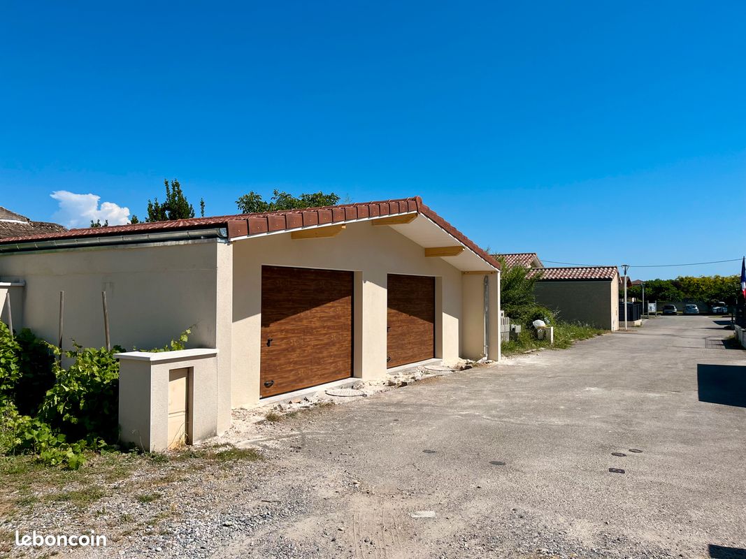 GARAGE NEUF 50m² · à Champagne · 42 000 €