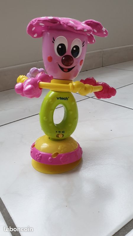 Hochet Fleur Vtech avec ventouse (image 1)