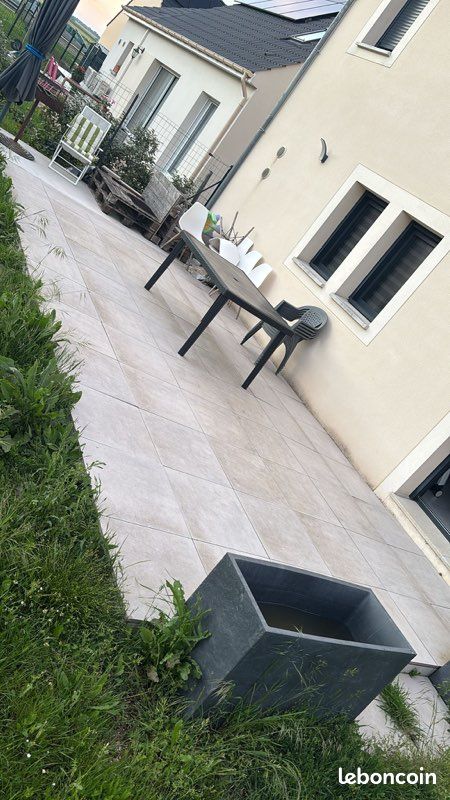 Terrasse sur plot complète (image 1)