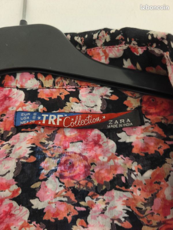 Chemise Zara noir a petites fleurs Trf Zara Collection 36 état parfait al06 (image 6)