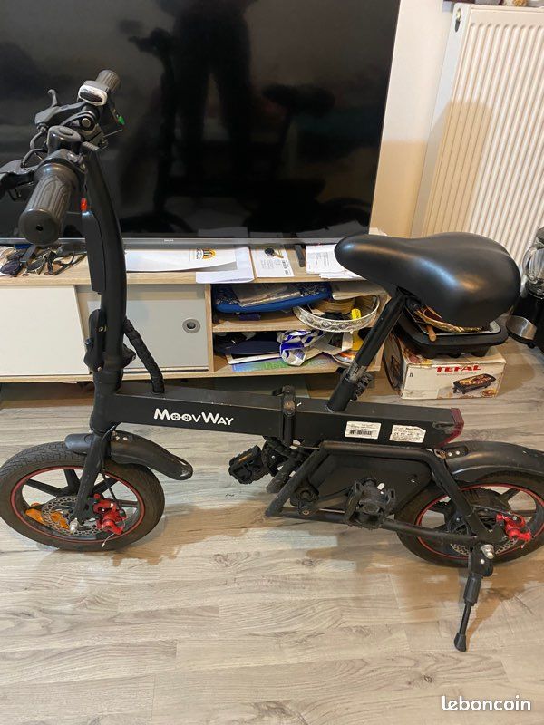 Vélo électrique pliable Moovway B20 noir Vélos