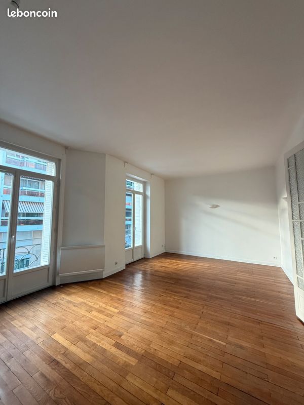 Appartement 5 pièces 100 m² · à Aix-les-Bains · 100 m² · 1 490 €/mois