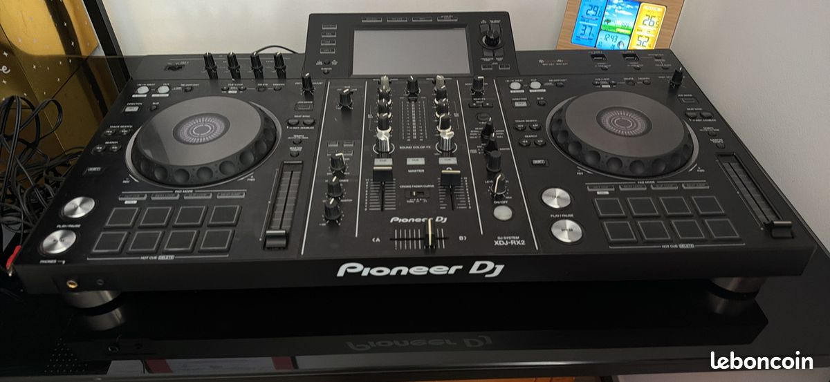 Pioneer DJ XDJ-RX2 – Très bon état – Complet (image 2)
