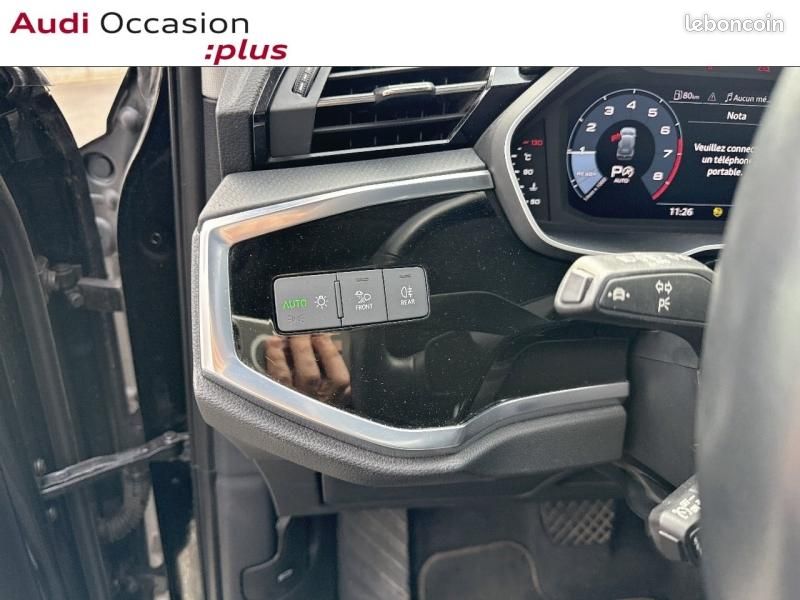 Audi Q3 35 TFSI 150ch Design S tronic 7 (image 17)