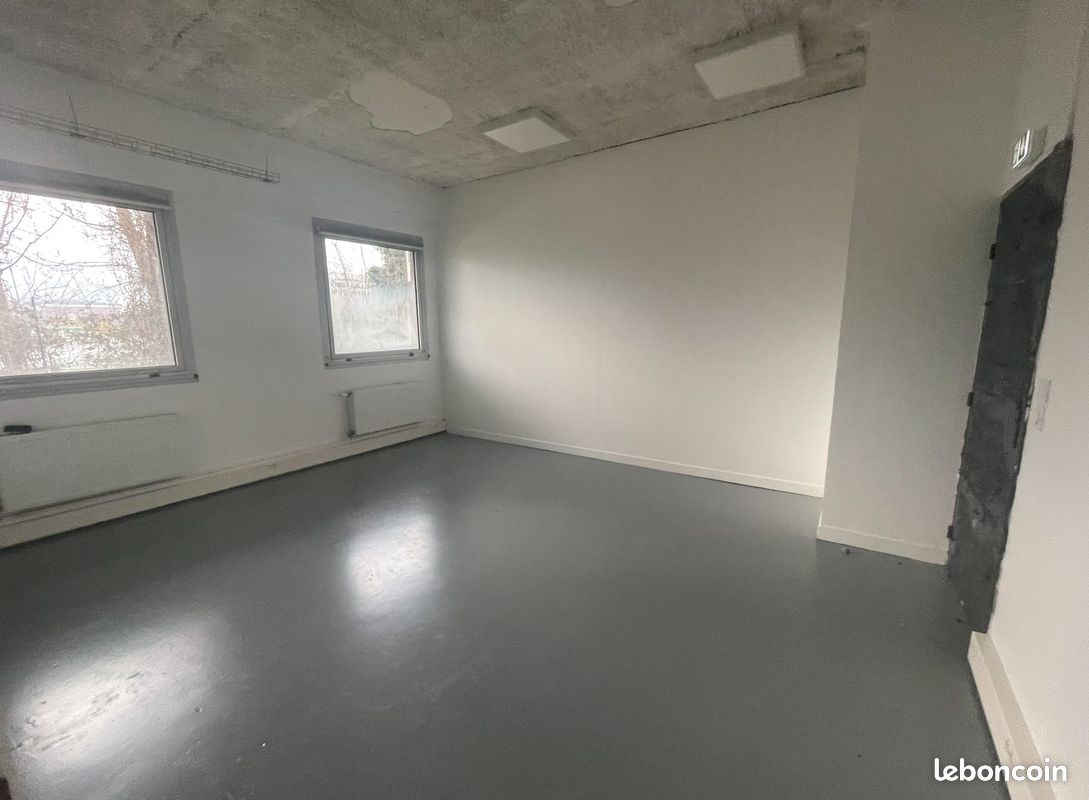 Local 343 m² Nanterre (image 4)