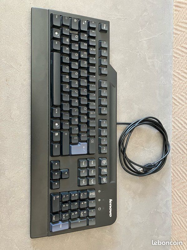 Clavier LENOVO (image 1)